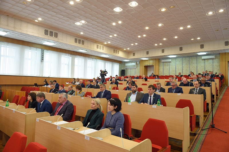 Депутаты парламента Адыгеи приняли республиканский бюджет на 2020 год