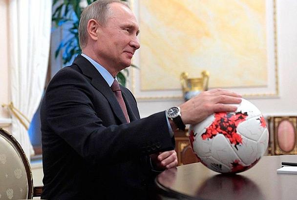Президент Путин поздравил российскую сборную с выходом в 1/4 финала ЧМ-2018