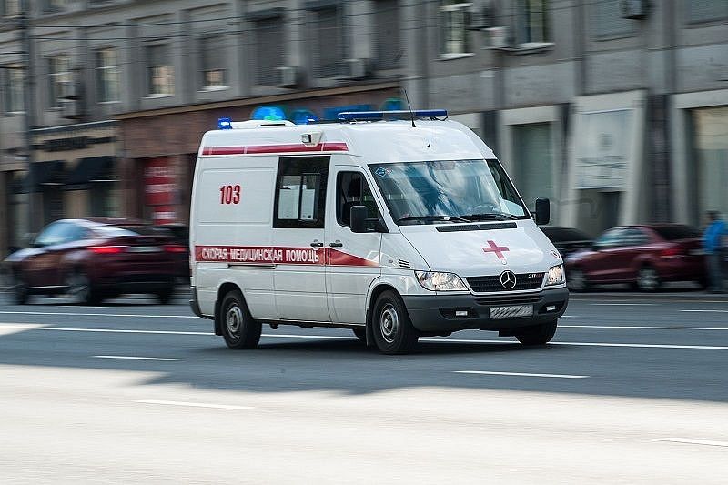 Госдума ужесточила наказание за непропуск машин скорой помощи 