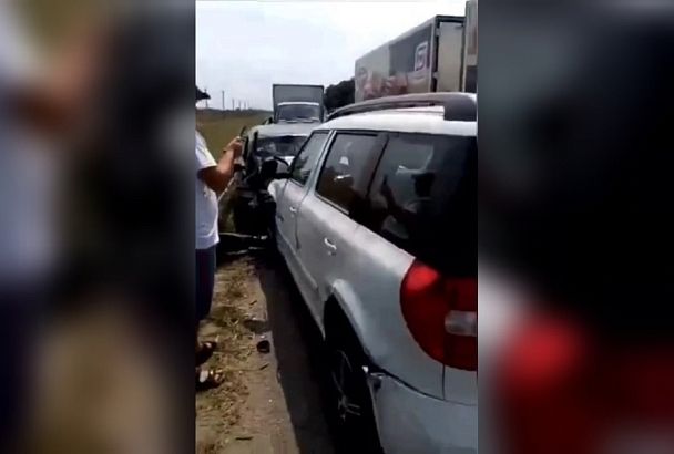 ДТП с голой женщиной-водителем в Краснодаре: пострадавшие ищут свидетелей аварии