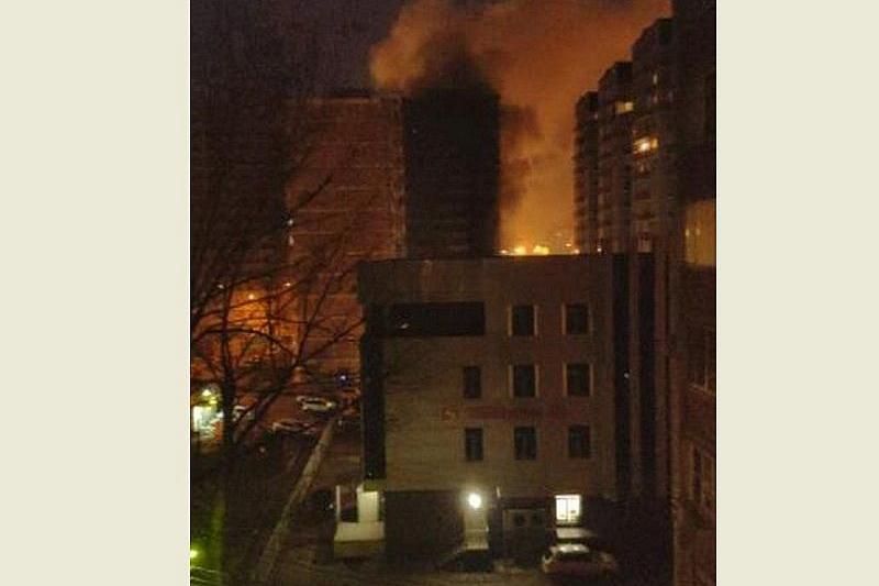 В Краснодаре произошел пожар в строящемся жилом комплексе