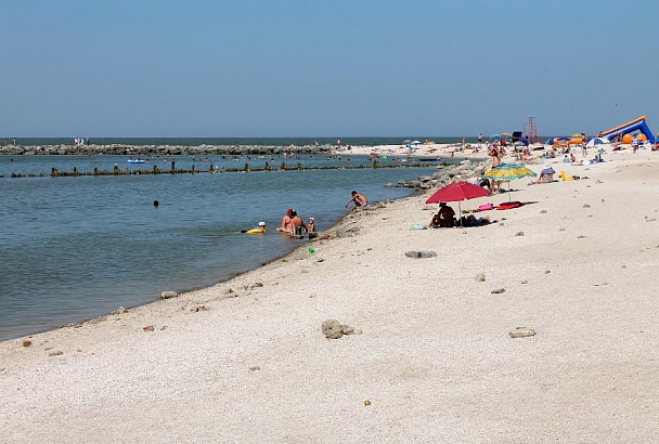 Ейск, Голубицкая, Должанская и Кучугуры попали в топ-5 популярных курортов Азовского моря для летнего отдыха