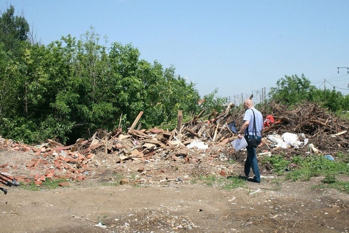 В Краснодаре владельцев земли оштрафуют за мусорную свалку в дачном поселке «Магистраль»