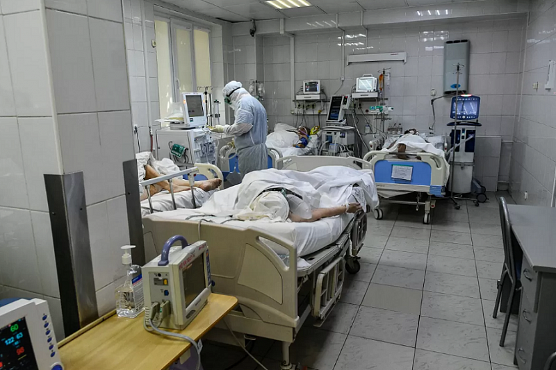 От 11 месяцев до 93 лет: 257 заболевших COVID-19 выявили за сутки на Кубани