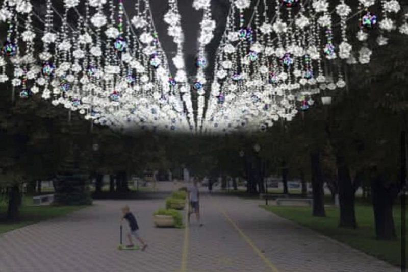 В Новороссийске к Новому году установят световой тоннель и лабиринт