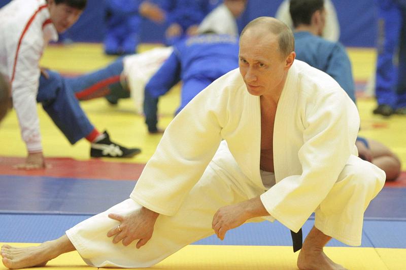 Путин после международных встреч в Сочи вечером планирует выйти на татами