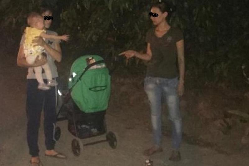 Наркотики в детской коляске: в Краснодаре задержали приезжих закладчиц