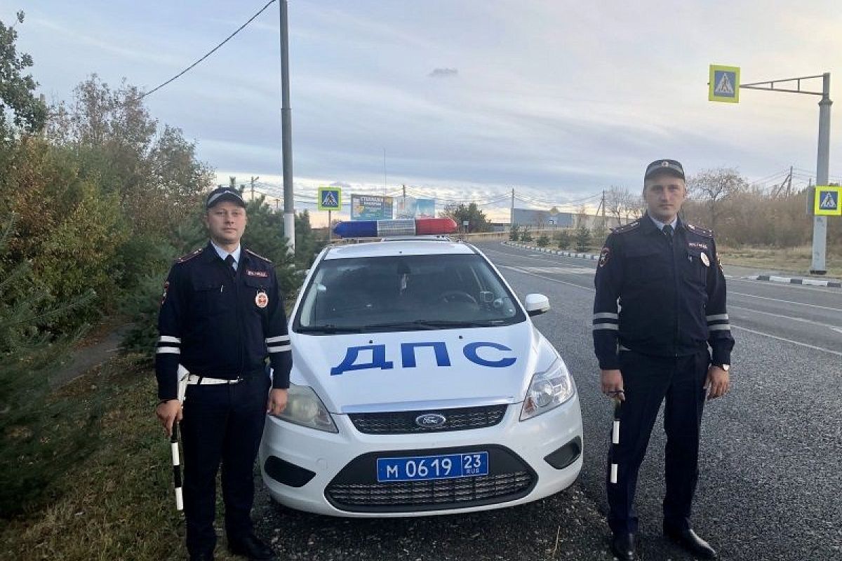 В Геленджике полицейские помогли спасти жизнь 6-месячному ребенку