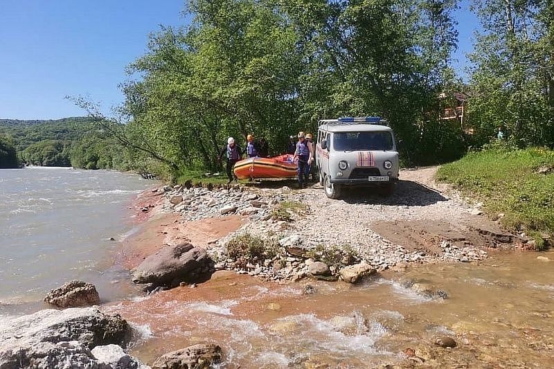 Прошло пять дней: упавшие в горную реку двое туристов до сих пор не найдены