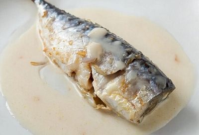 Сибирская скумбрия тает во рту: секрет нежности в томлении в молоке