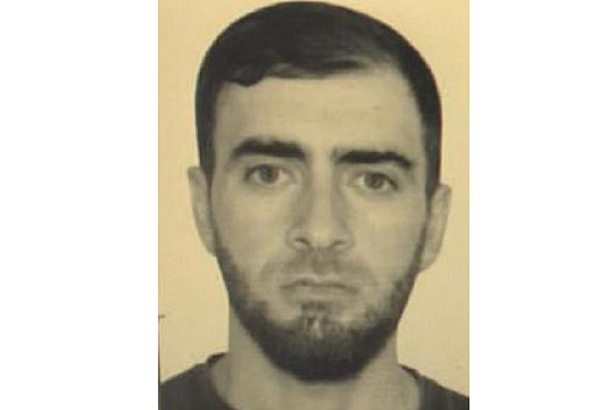 Напавшего на подростка в лифте мужчину объявили в розыск в Краснодаре
