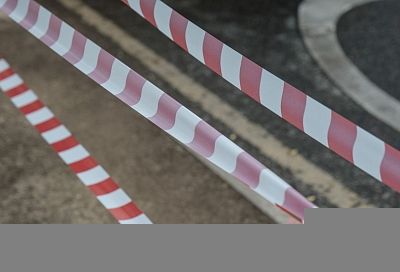 В Сочи и Сириусе отражают массированную атаку БПЛА. Повреждены здания, горит территория нефтебазы
