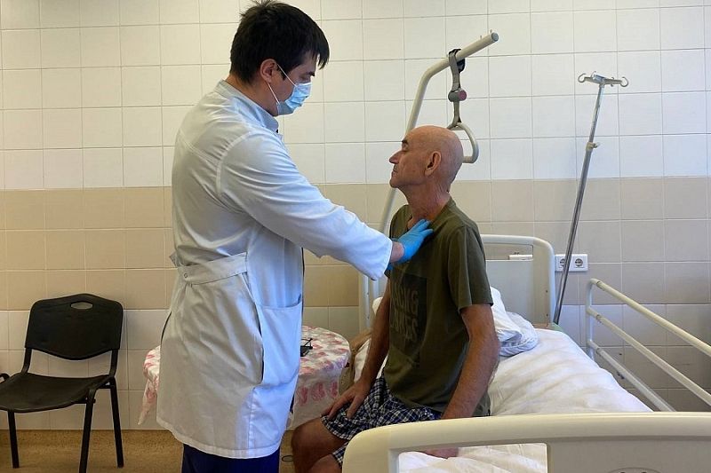 В Сочи врачи для спасения пациента с сепсисом провели 10 операций