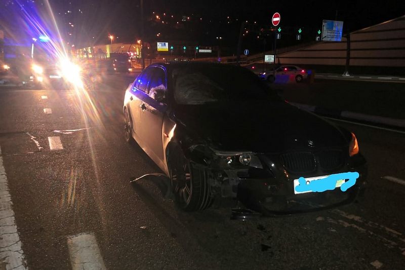 Водитель на BMW сбил насмерть мужчину 