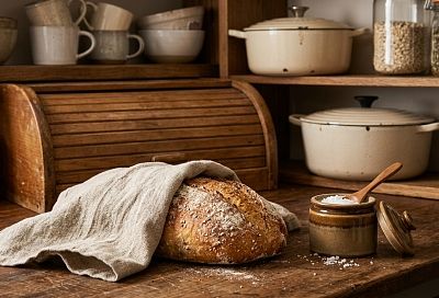 Секрет свежего хлеба на неделю: советский метод, который обходит современные хлебницы