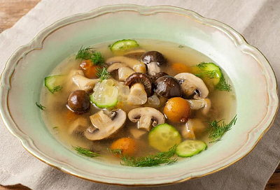 Грибная солянка без мяса: сытная, но легкая и с лесным ароматом