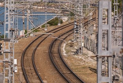 Возобновляется продажа билетов на поезда «Таврия» из Адлера в Крым