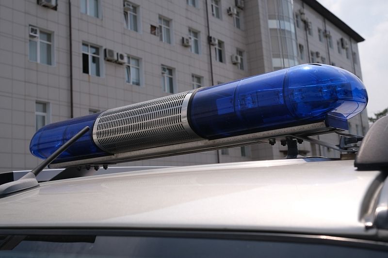 Конфликт на дороге: в Краснодаре водитель устроил ДТП после удара в лицо
