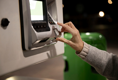 В России могут ограничить выдачу наличных в отделениях банков