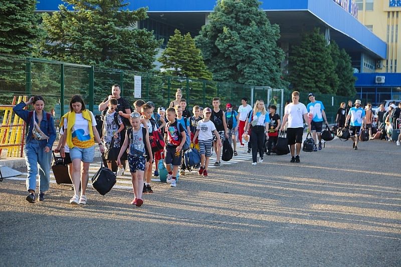 Краснодарский край примет на отдых около 5 тысяч детей из новых регионов России