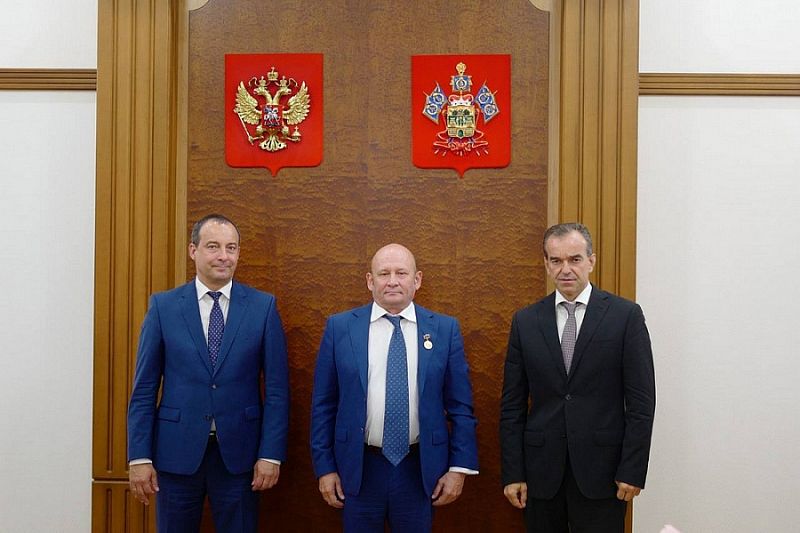 Губернатор Кубани Вениамин Кондратьев встретился с медиками края в преддверии их профессионального праздника
