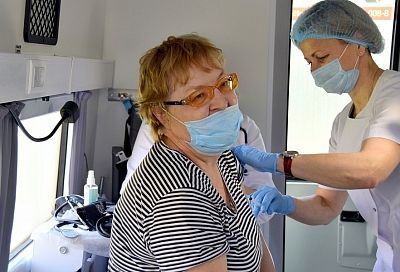 Минздрав разрешил испытания «ЭпиВакКороны-Н» для людей старше 60 лет