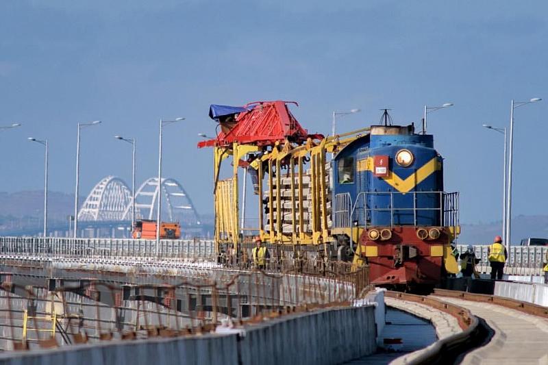 По Крымскому мосту запустят пригородные поезда по маршруту Феодосия - Анапа