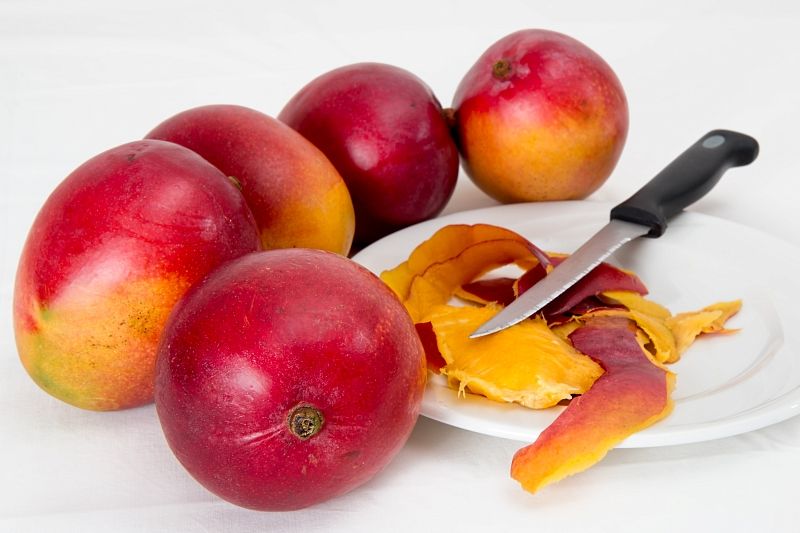 Почему диетологи советуют не есть фрукты после еды