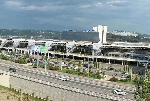 Авиарейс Сочи - Стамбул задерживается более чем на 18 часов
