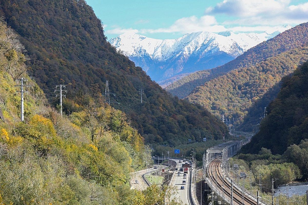 В Сочи стартует ремонт федеральных трасс. На каких участках введут реверс