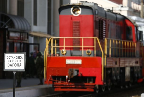 Сезонный пригородный поезд запустили в Краснодарском крае