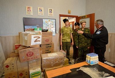 Казаки Кубанского казачьего войска собрали 40 тонн гуманитарного груза для участников спецоперации