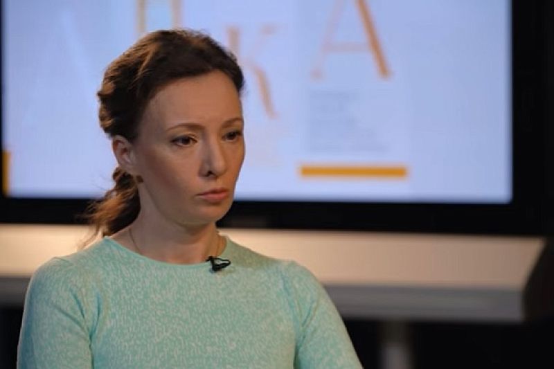Анна Кузнецова рассказала о встрече с ранеными детьми Донбасса