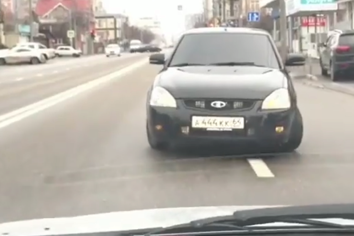 Полицейские задержали дрифтера, попавшего на видео в Краснодаре