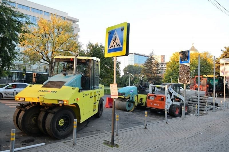 На участке улицы Постовой в Краснодаре вместо заборов создадут зеленые ограждения