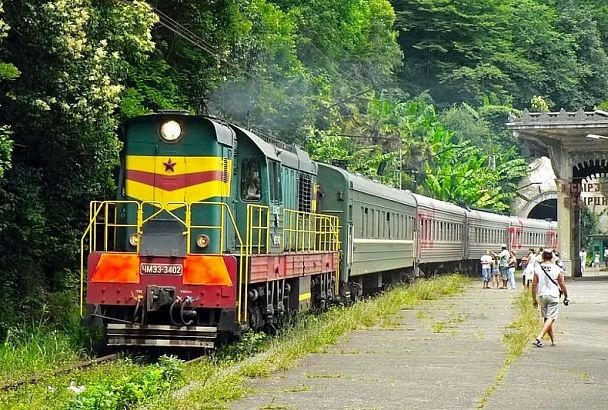 Туристический ретро-поезд «Сочи» вернется на маршрут в преддверии майских праздников