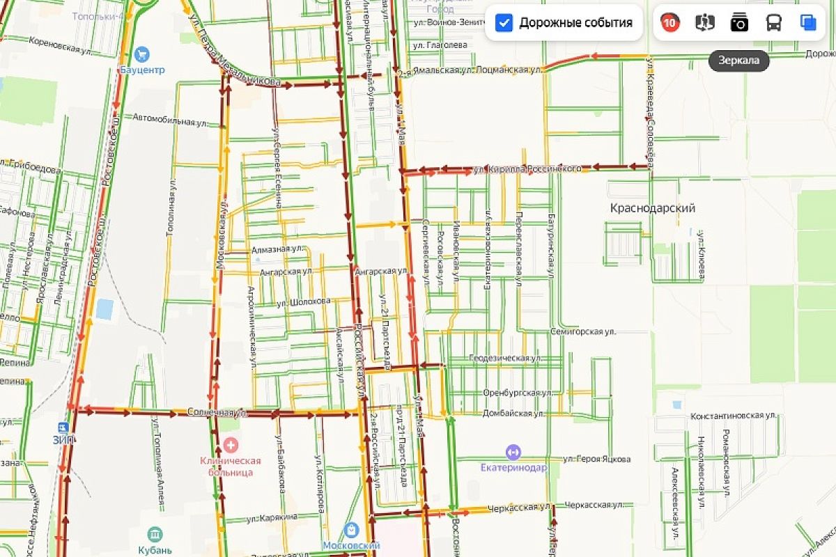 Залповый дождь в Краснодаре. Город встал в 10-балльных пробках