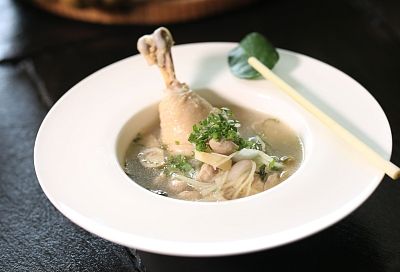 Как приготовить вкусный суп из курицы, который помогает от гриппа и простуды