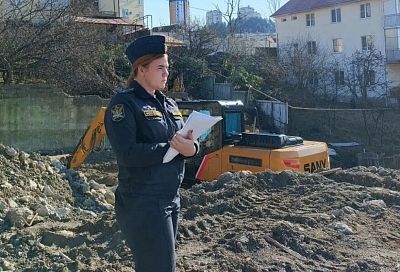 В Сочи снесли построенный на чужой земле магазин