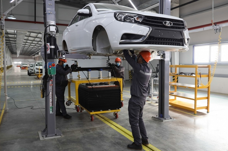  «АвтоВАЗ» возобновит производство автомобилей в июне