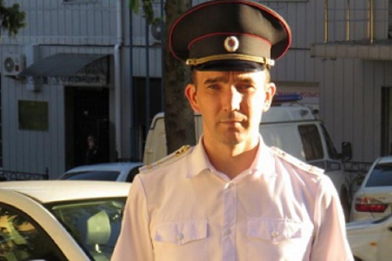 В Краснодарском крае полицейский спас женщину от приступа эпилепсии