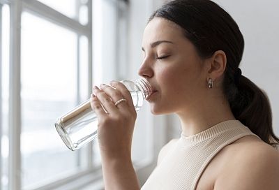 Больше воды: чем опасен дефицит воды в организме