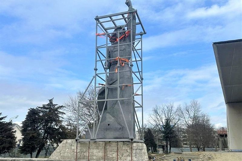 Памятник «Аврора» в Краснодаре после реставрации вернут на прежнее место 