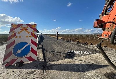 Ремонт участка автородороги «Таманский – Волна» завершат в ноябре 