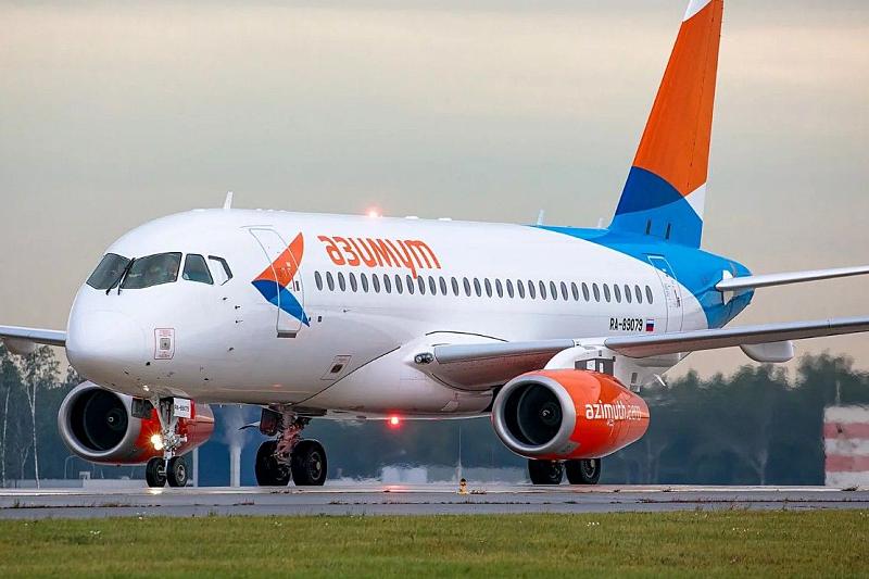 Самолет Краснодар-Тюмень экстренно сел в Самаре из-за отказа двигателя