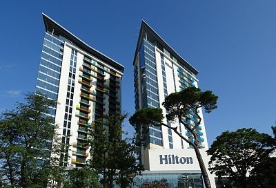 Hilton и Hyatt приостанавливают открытие новых отелей в России