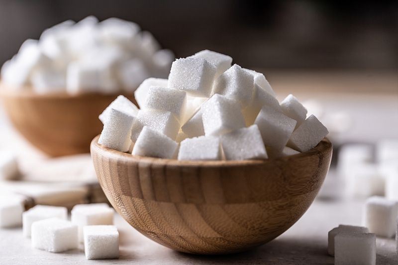 Диетолог обозначила дневную норму сахара для человека