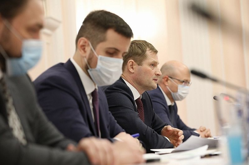 Около 70 долгостроев планируют завершить в Краснодарском крае при участии федерального Фонда защиты прав дольщиков