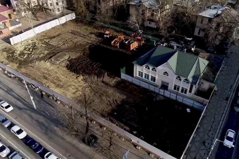 В центре Краснодара восстановят зеленую зону