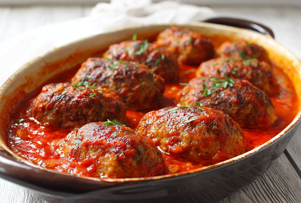 Самые быстрые ленивые голубцы в подливе: капуста не чувствуется совсем